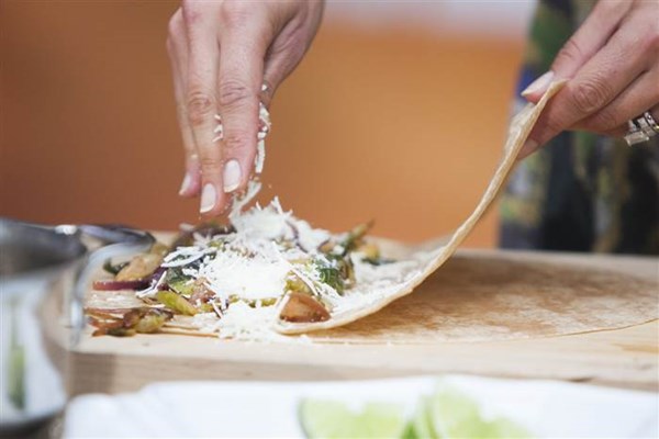 Top quesadillas