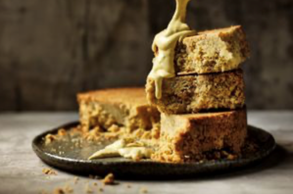 Torta sbrisolona with zabaglione 