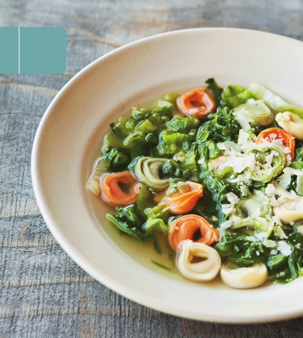 Tortellini & escarole soup