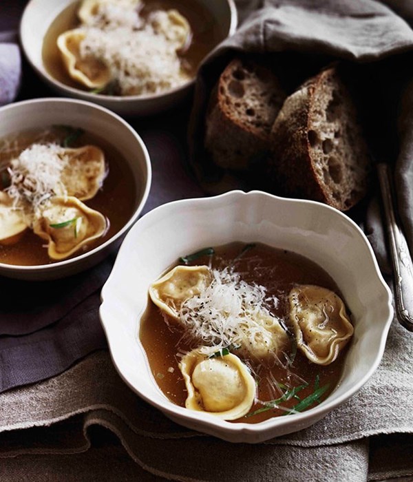 Tortellini in brodo