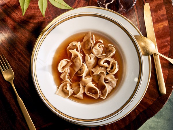 Tortellini in brodo