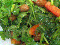 Tossed cilantro and peanuts (Huāshēngmĭ bàn xiāngcài / 花生米拌香菜)
