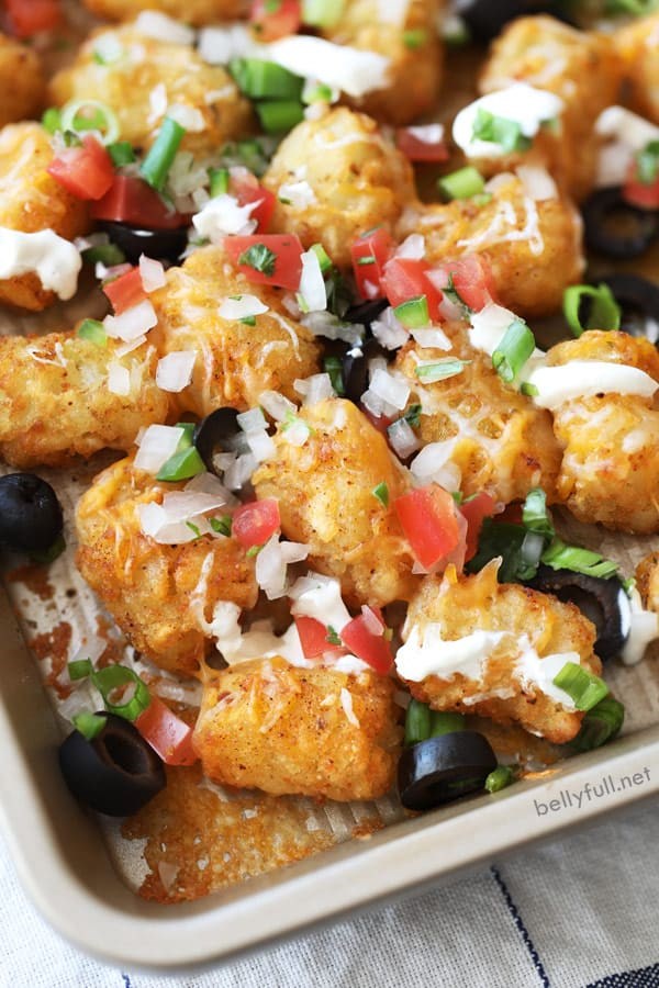 Totchos (Tater tot nachos)