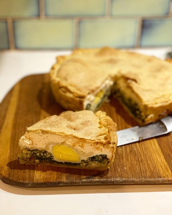 Traditional Easter pie (Torta Pasqualina all'antica)