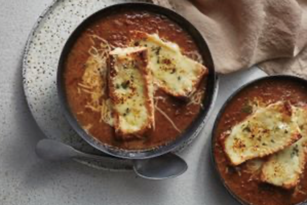 Traditional French onion soup