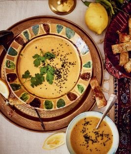 Traditional red lentil soup (Shorbat adas)