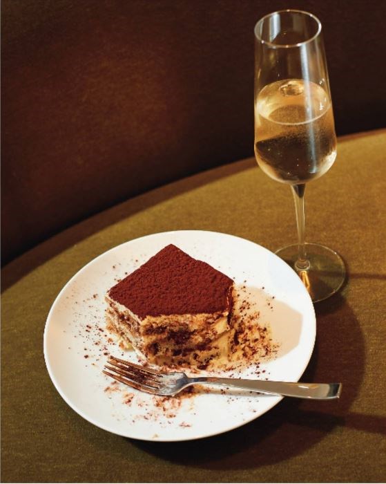 Traditional tiramisu