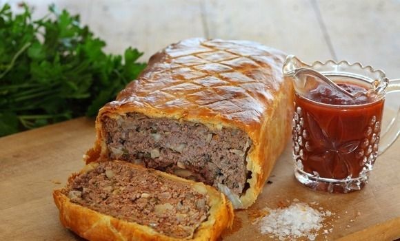 Traditional tomato meatloaf baked in pastry