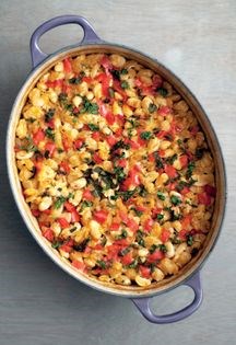 Traditional white bean stew (Tavche gravche)