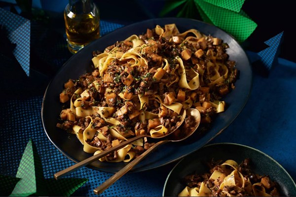 Traybake mushroom & parsnip ragù