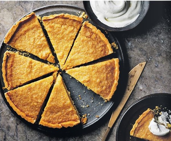 Treacle & apple tart with porter