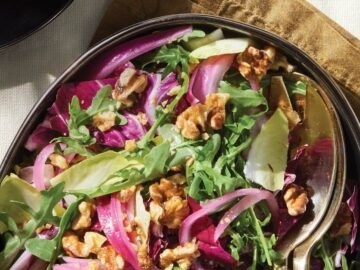 Tricolor salad with quick-pickled onions
