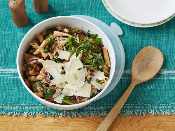 Tricolore penne with chicken