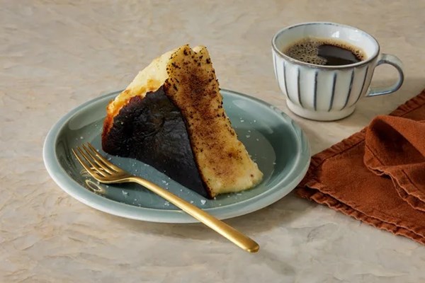Triple-burnt corn Basque cheesecake 