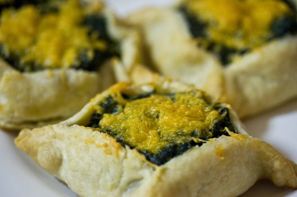 Triple cheese spinach tarts