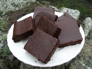 Triple chocolate ale brownies