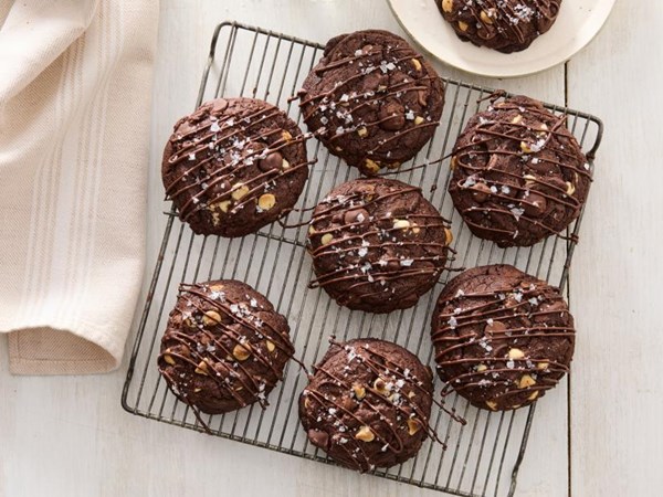 Triple chocolate cookies 