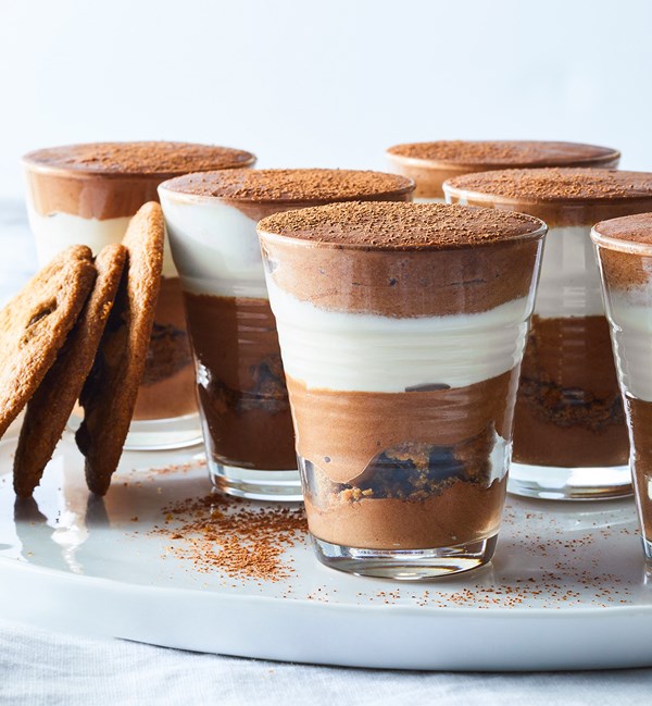 Triple-chocolate shortcut mousse