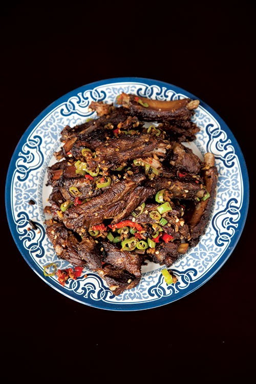 Triple-cooked spareribs with chiles (Lu rou)