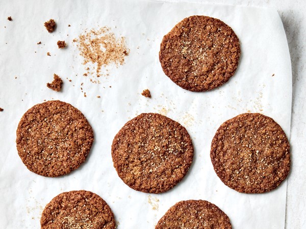 Triple-ginger rye cookies