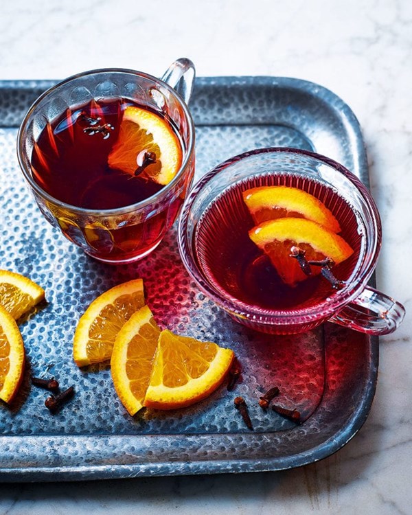 Triple red juice mulled cup