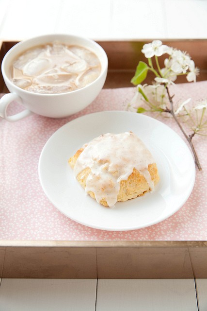 Triple vanilla scones