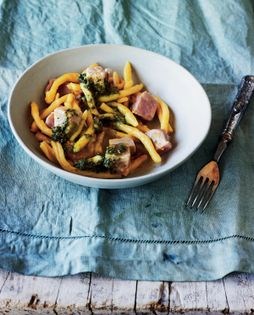 Trofie pasta Carloforte-style (Trofie alla Carlofortina)
