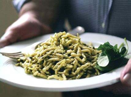 Trofie with pesto sauce (Trofie col pesto)