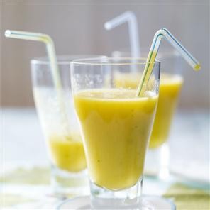 Tropical fruit smoothie