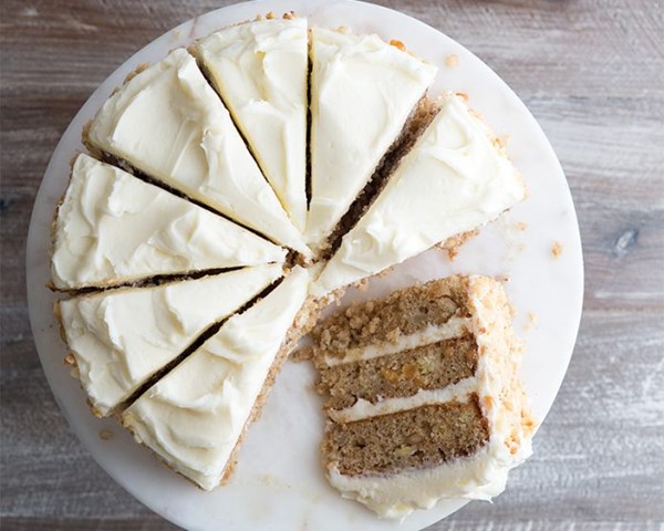 Tropical hummingbird layer cake [cream cheese frosting]