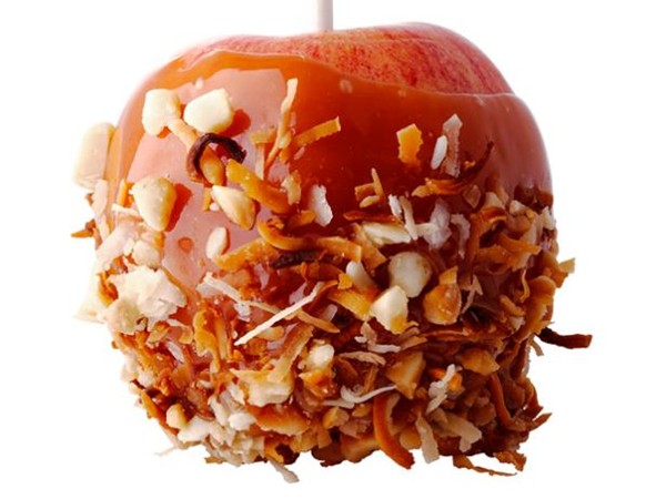 Tropical twist candy apples