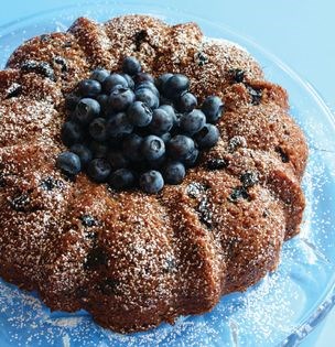 True blue bundt cake
