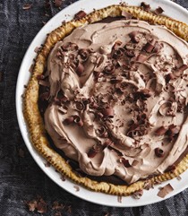Truffle chocolate cream pie