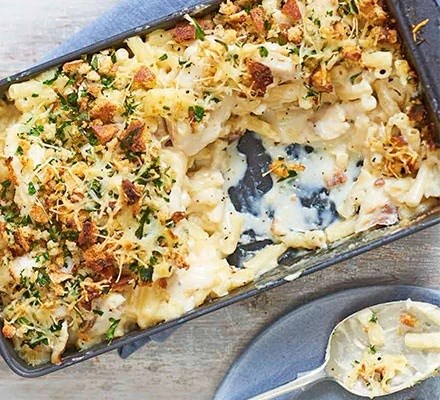 Truffled macaroni & smoked haddock bake