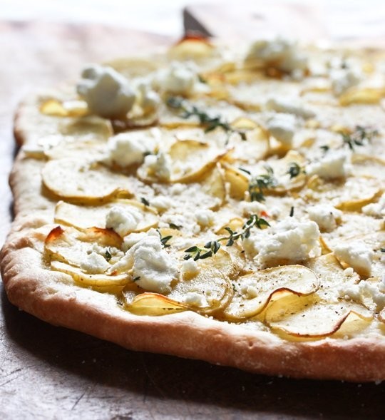 Truffled potato & goat cheese flatbread