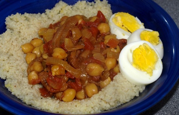 Tsorta tfaya with couscous