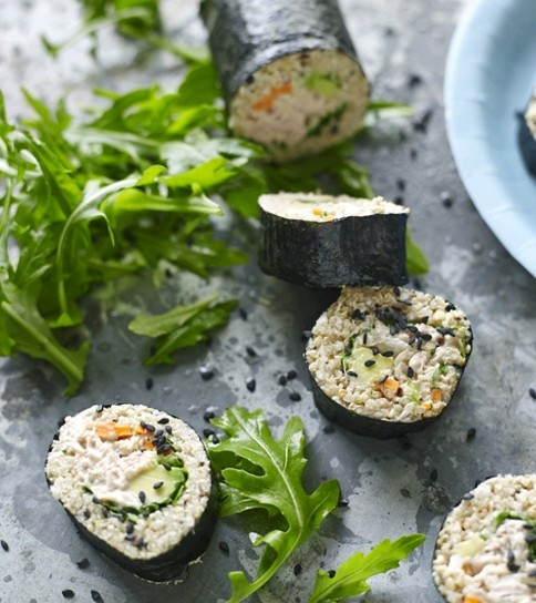 Tuna and avocado sushi rolls