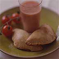 Tuna and tomato empanadillas 