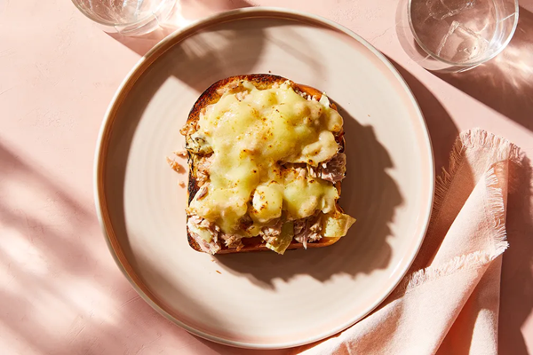 Tuna artichoke melt