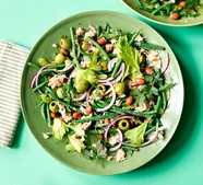 Tuna, bean & olive salad