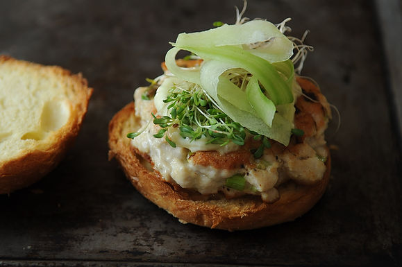 Tuna burgers with wasabi ginger mayo
