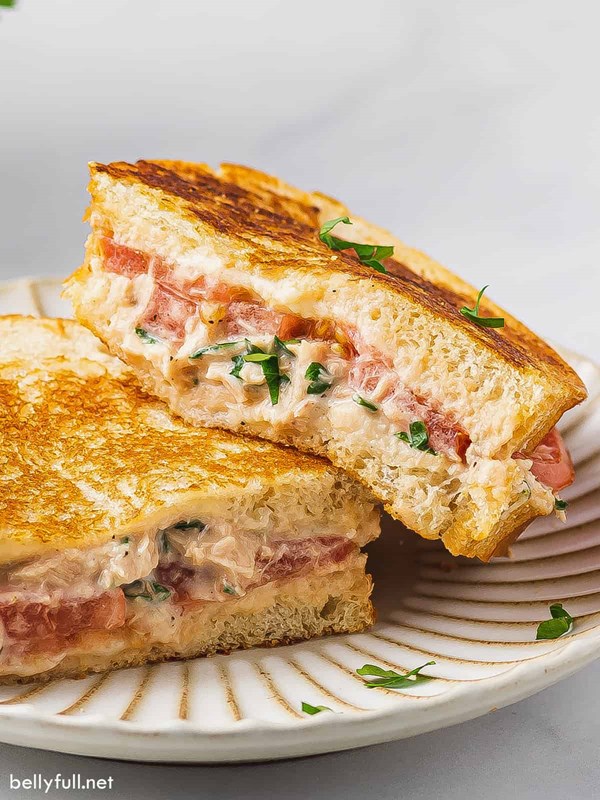 Tuna melt