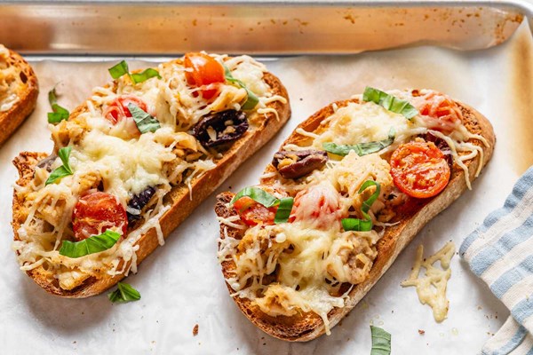 Tuna Niçoise melts