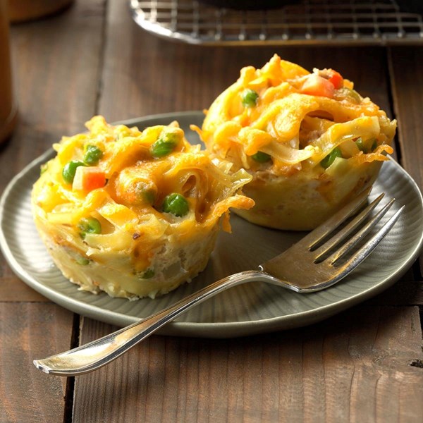 Tuna noodle cups