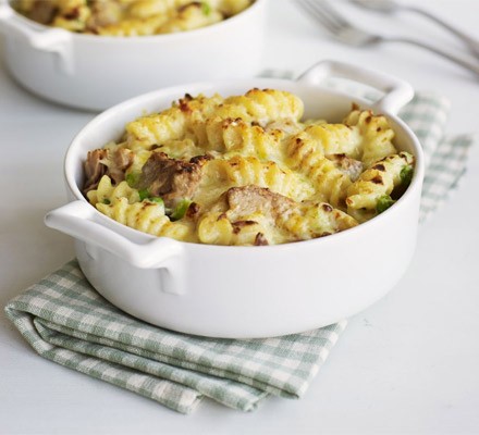 Tuna pasta bake