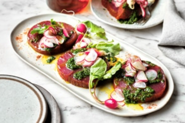Tuna pastrami with radish salad and salmoriglio
