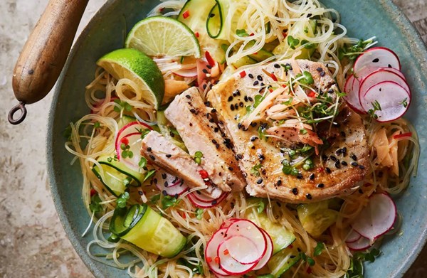 Tuna, radish & cucumber salad with wasabi dressing
