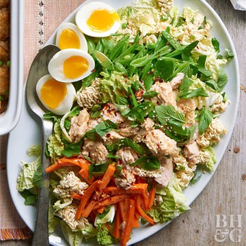 Tuna-ramen salad