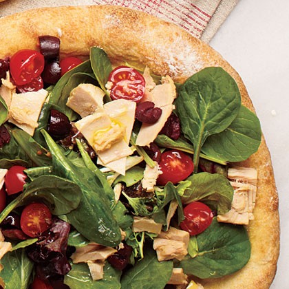Tuna salad pizza