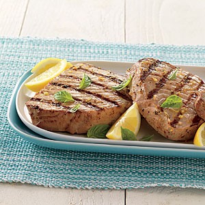 Tuna steaks with lemon vinaigrette